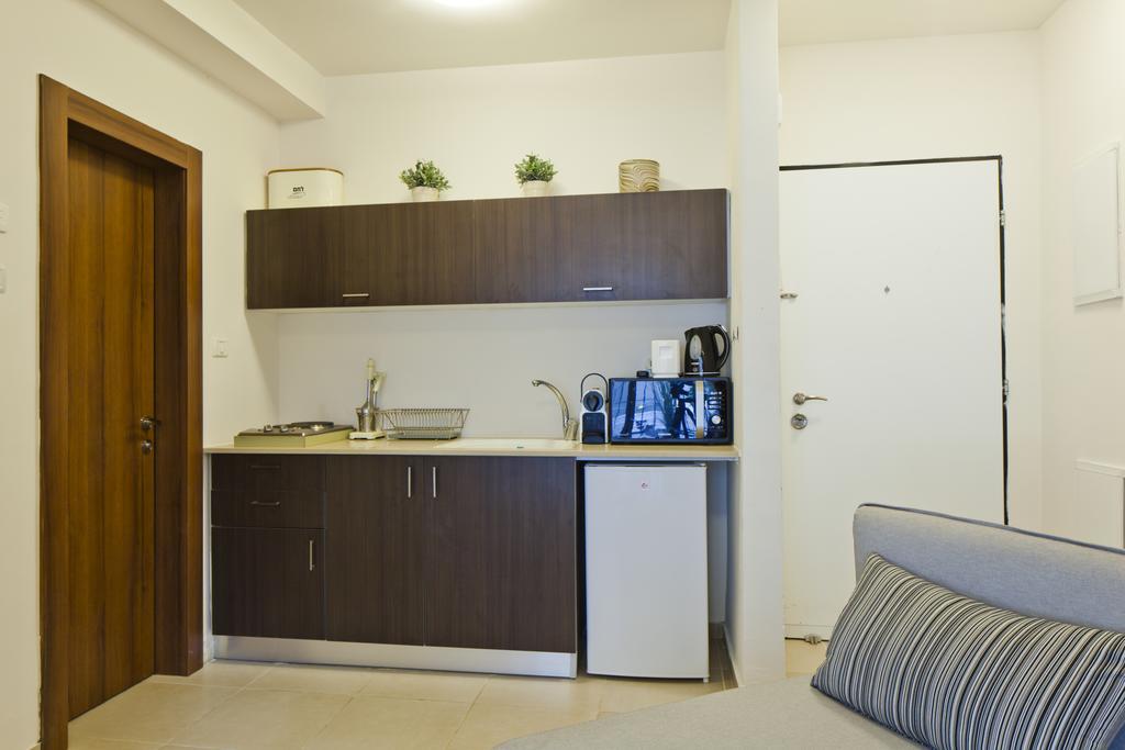 Tlv Suites By The Sea - 2 Rooms テル・アビブ エクステリア 写真